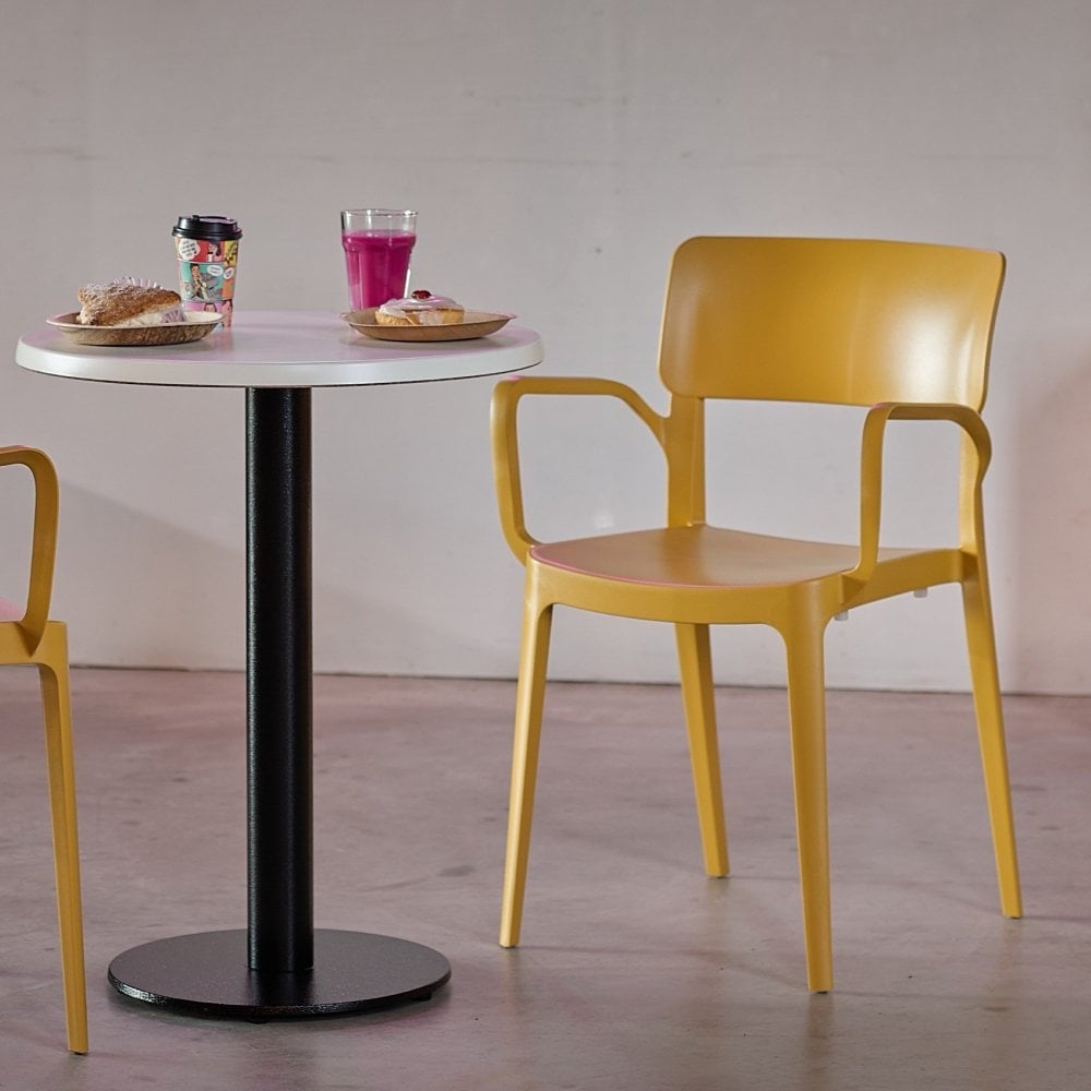 Vivo Stacking Outdoor Armchair