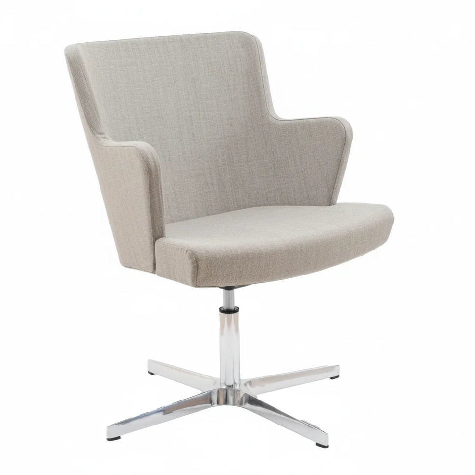 Skapa Swivel Armchair
