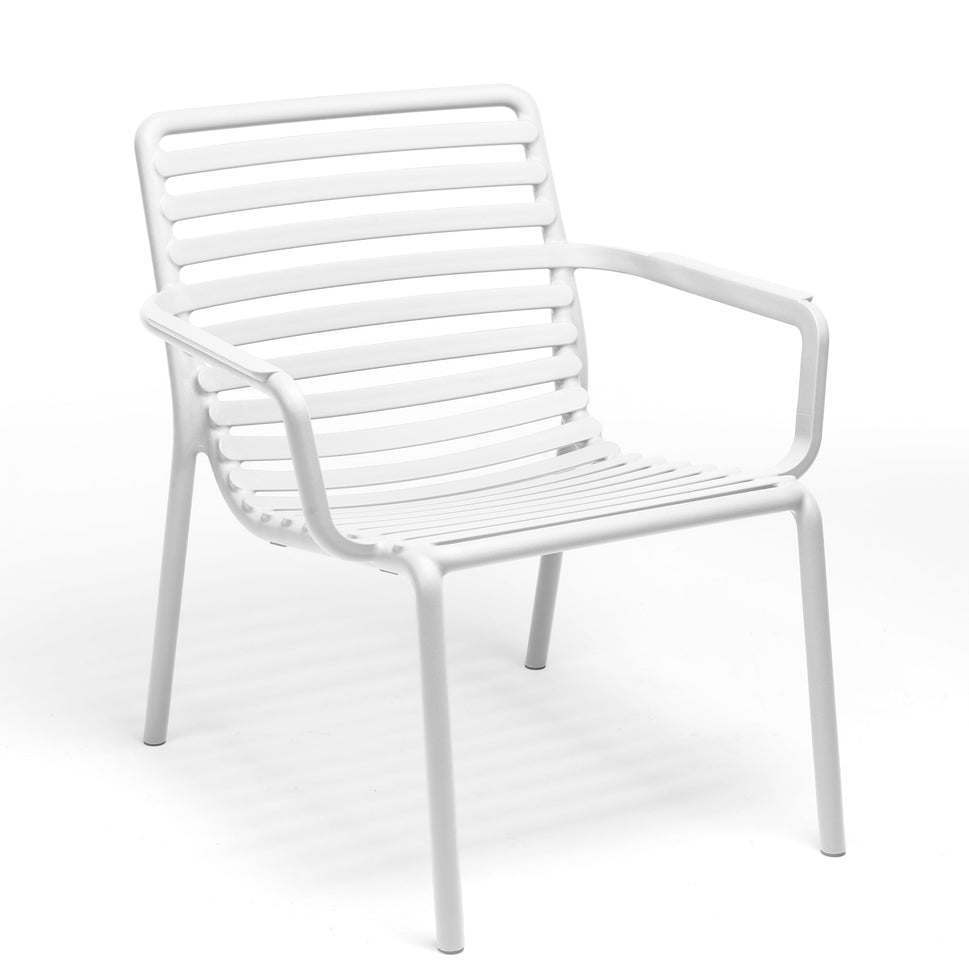 Doga Outdoor Stacking Lounge Chair