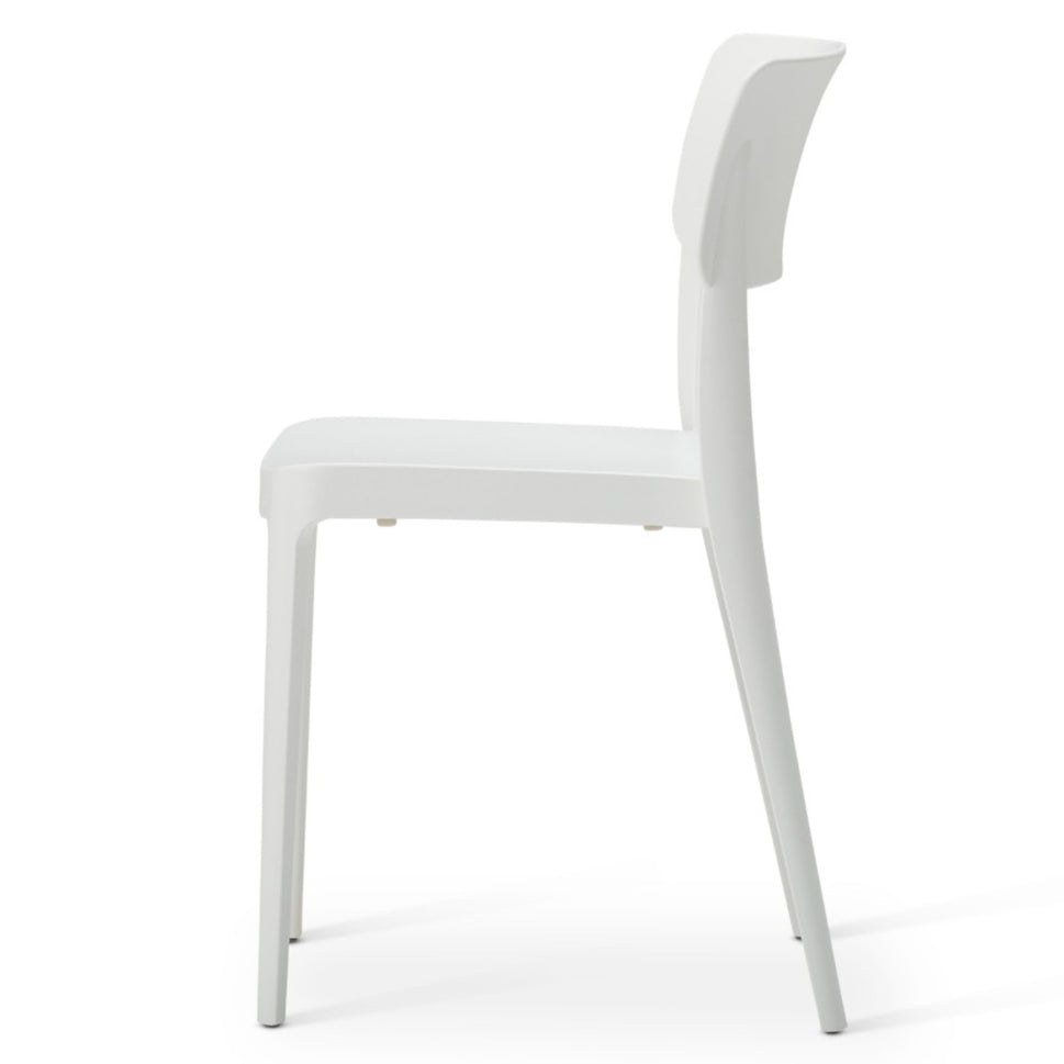 Vivo Stacking Outdoor Dining Chair