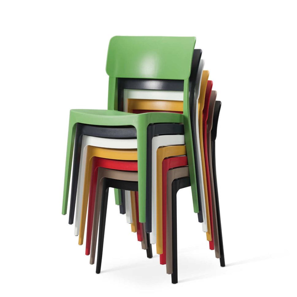 Vivo Stacking Outdoor Dining Chair